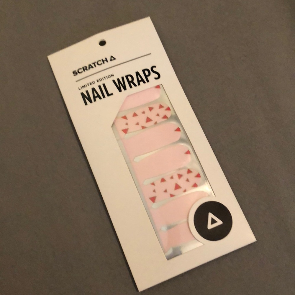 NWT 💅🏻 SCRATCH Limited Edition Finger Nail Wraps